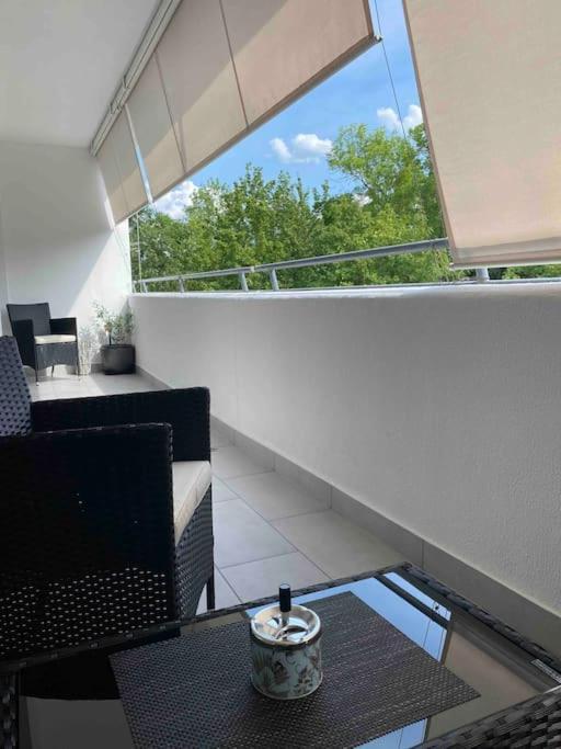 Zentrales Privatapartment Бад Хомбург фор дер Хьое Екстериор снимка